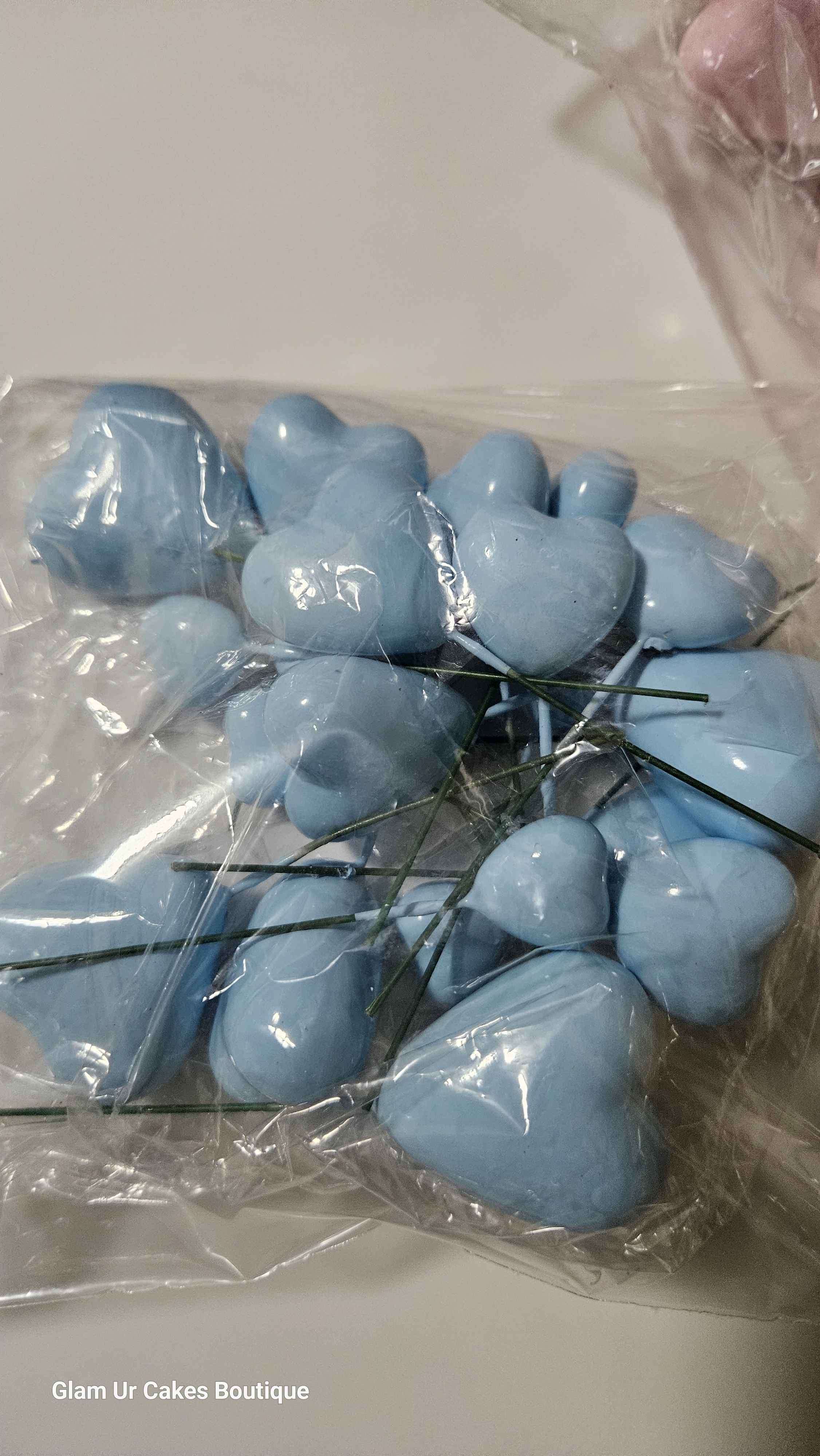 20pc blue heart spheres