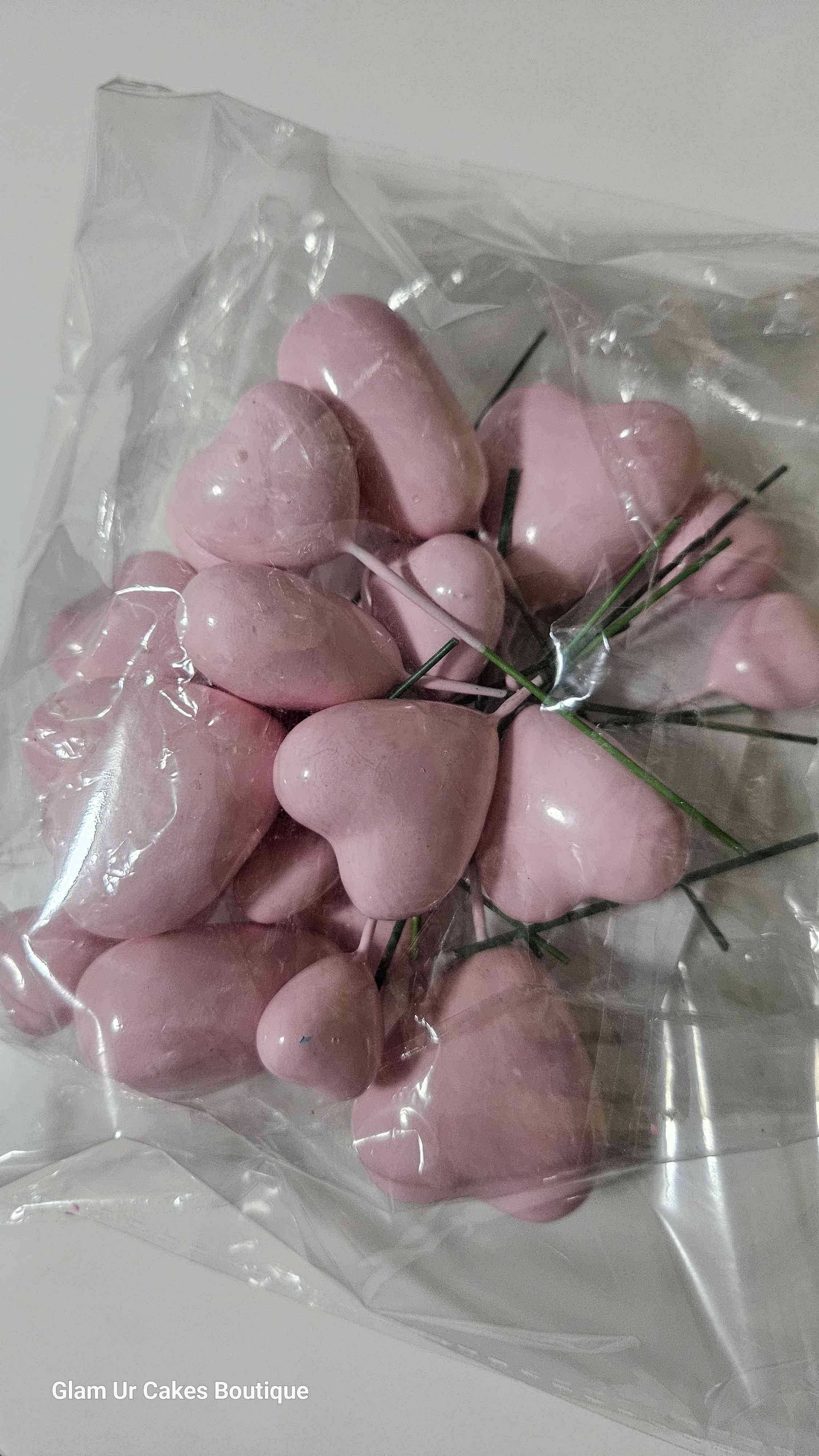 20pc pink heart spheres