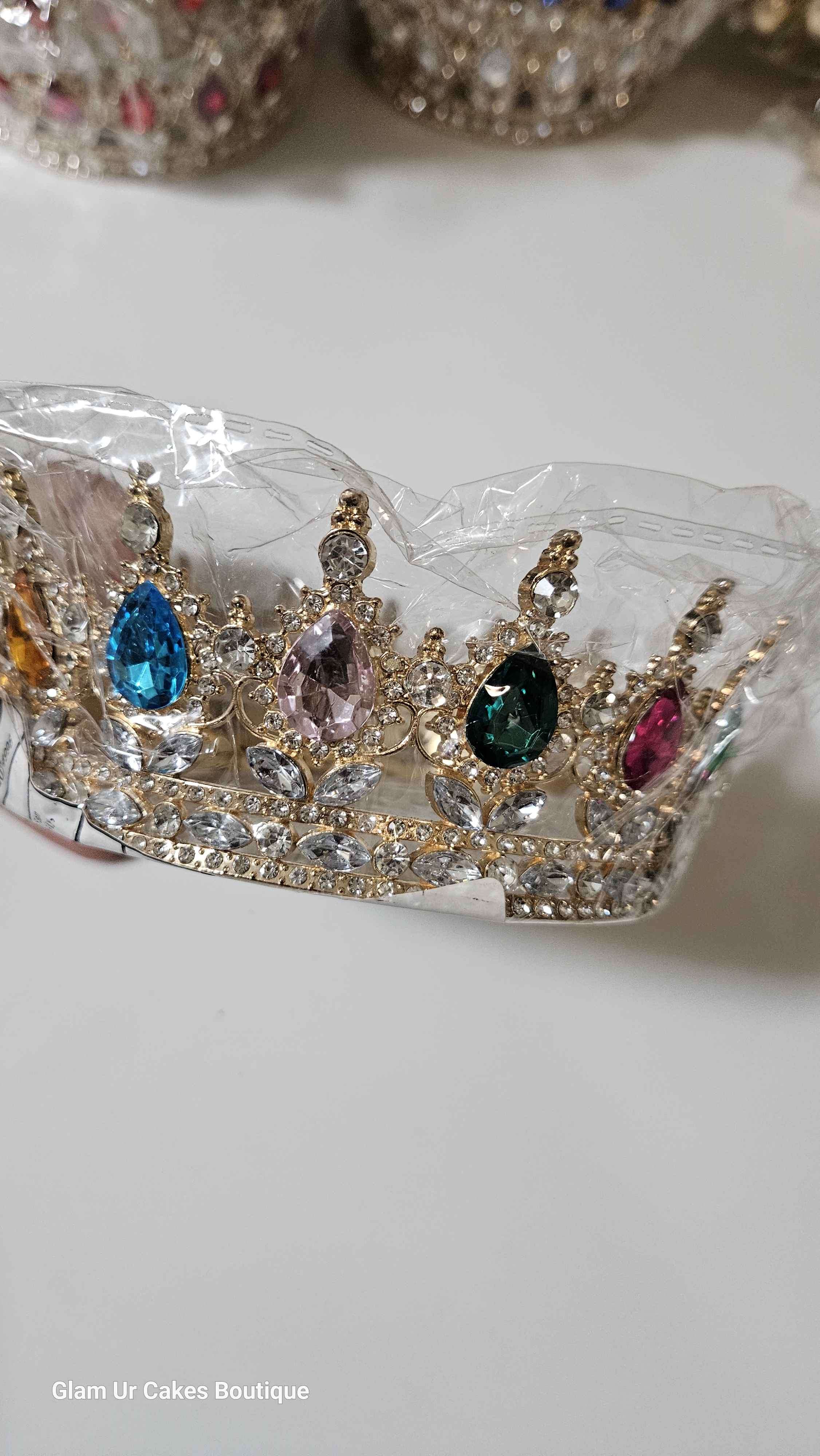 Gold multicolor ring stones crown