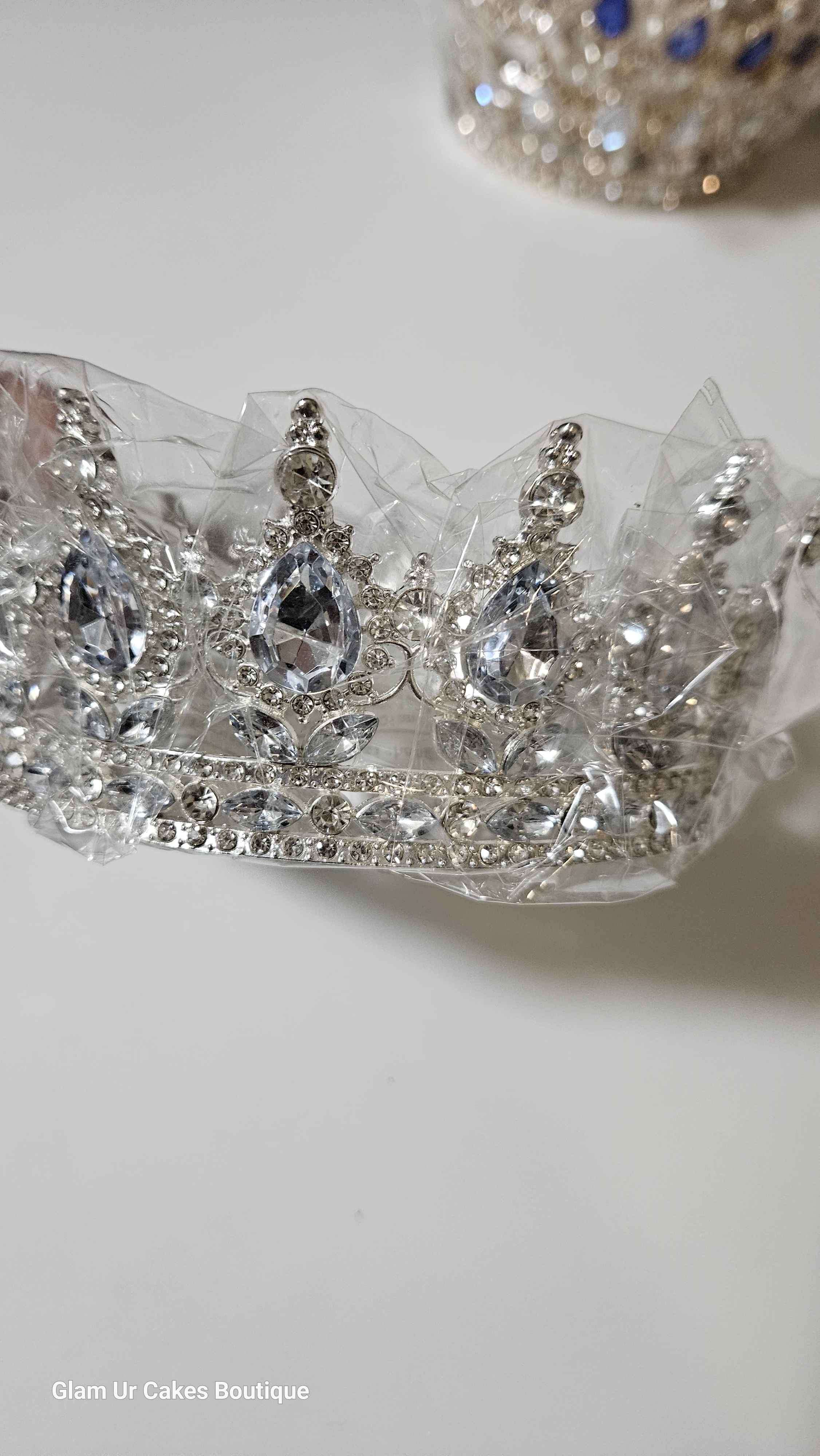 Silver white stones crown